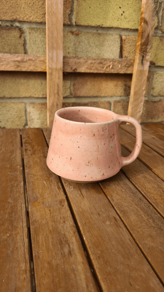 Iris Mug - Mini - Strawberry Shortcake